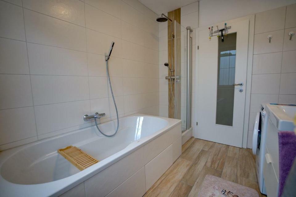 Apartament Salotto Di Lazia Bad Schallerbach Zewnętrze zdjęcie